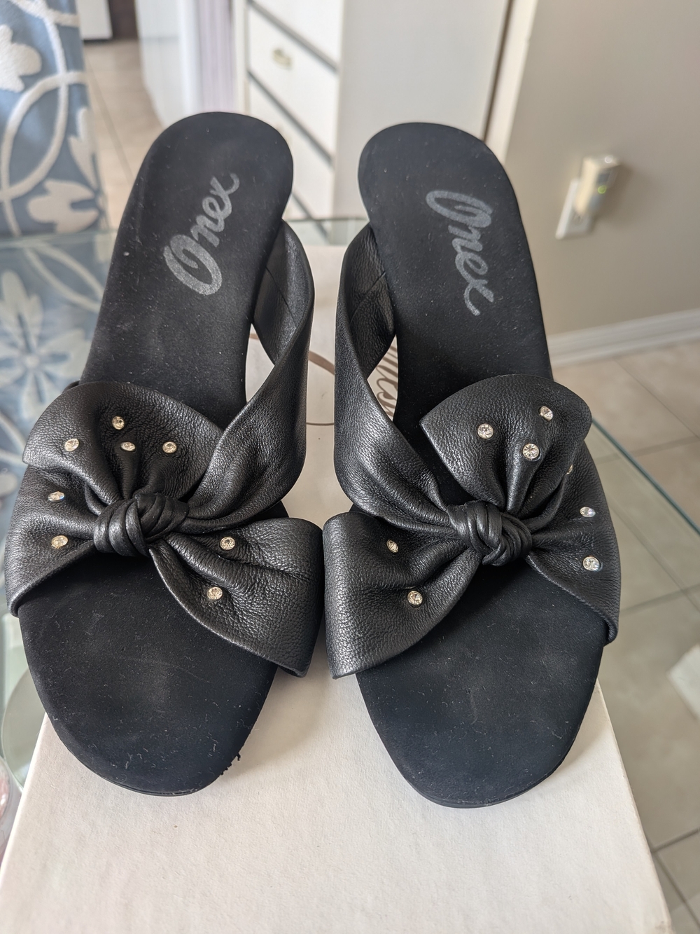 Onex Black Bow Stud Slide Sandals
